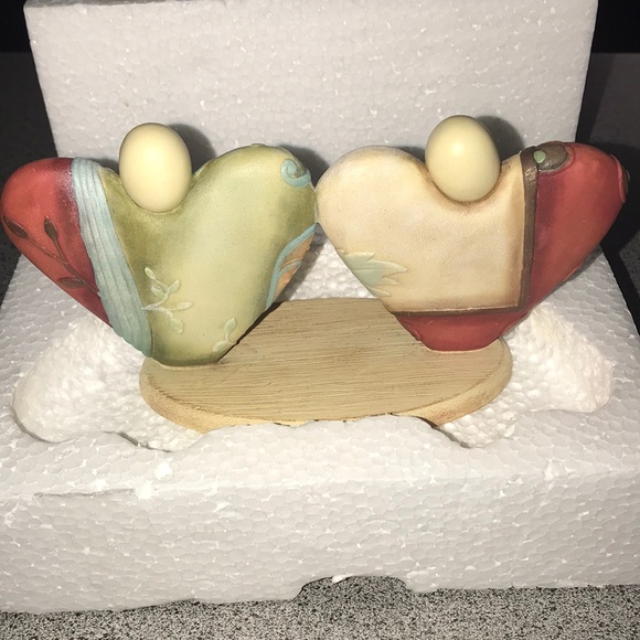 NWT Fríend double heart figurine by Karen Hahn - Picture 5 of 8